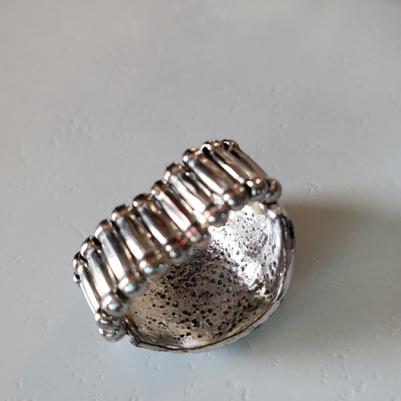 Antique Silver Tone Adjustable Band Ring with Purple Stones 💥3 for $24💥 - Picture 5 of 15